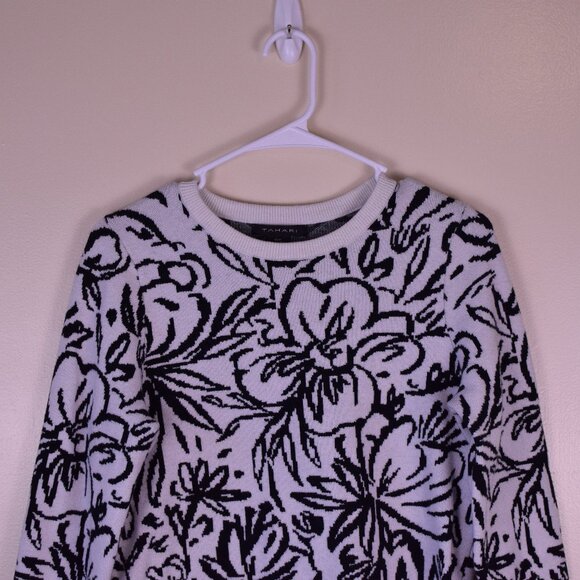 Tahari Women's Black & White Floral Chunky Cozy Warm Thick Sweater Winter Size M - Picture 2 of 9